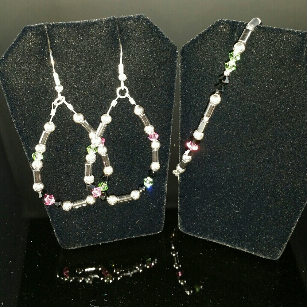 Hematite Crystal & S. Silver Bracelet/Earrings Set